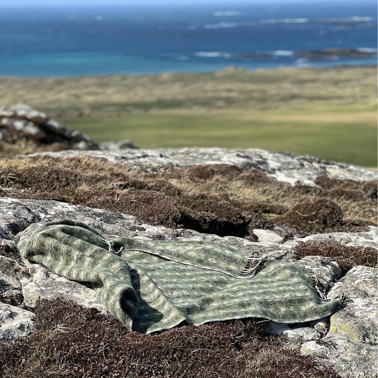 Different colour wool yarn from Scottish Tweed is used to make these beautiful blankets and rugs. Made in Selkirk in the Scottish Borders.  Ideal for picnics, camping, fireside, and beach picnics. 