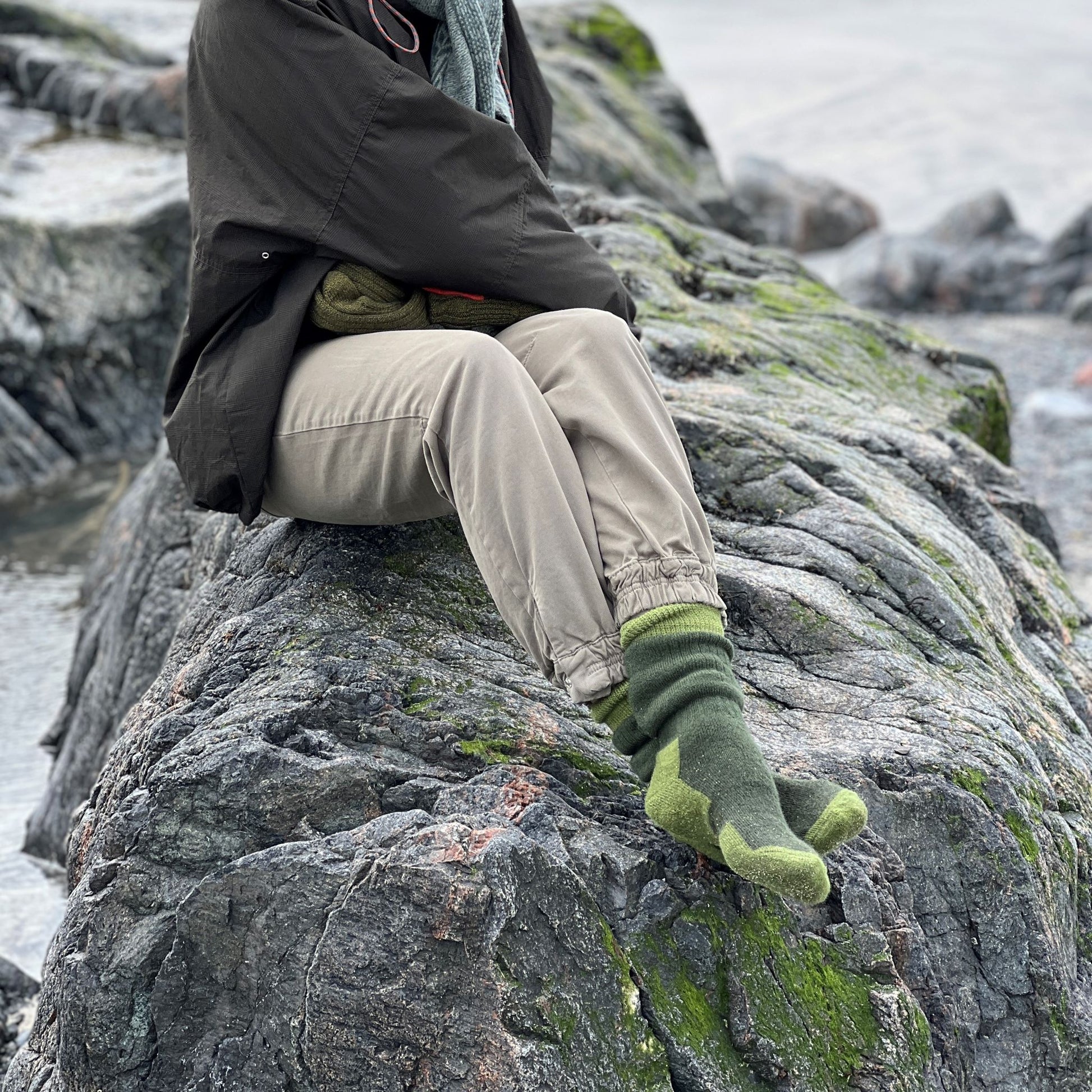 Soft and very warm, these merino wool blend walking socks have a cushioned foot with a soft fit cuff, ribs for ventilation and lycra support at the ankle and instep.   Available in two lovely colours Basalt Grey and Kelp Green.